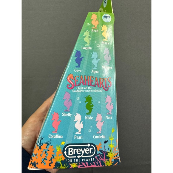 Breyer Seahearts Reed Seahorse Wave 1 Figure Collector Card 2 Surprise Sea Pals - Picture 3 of 6